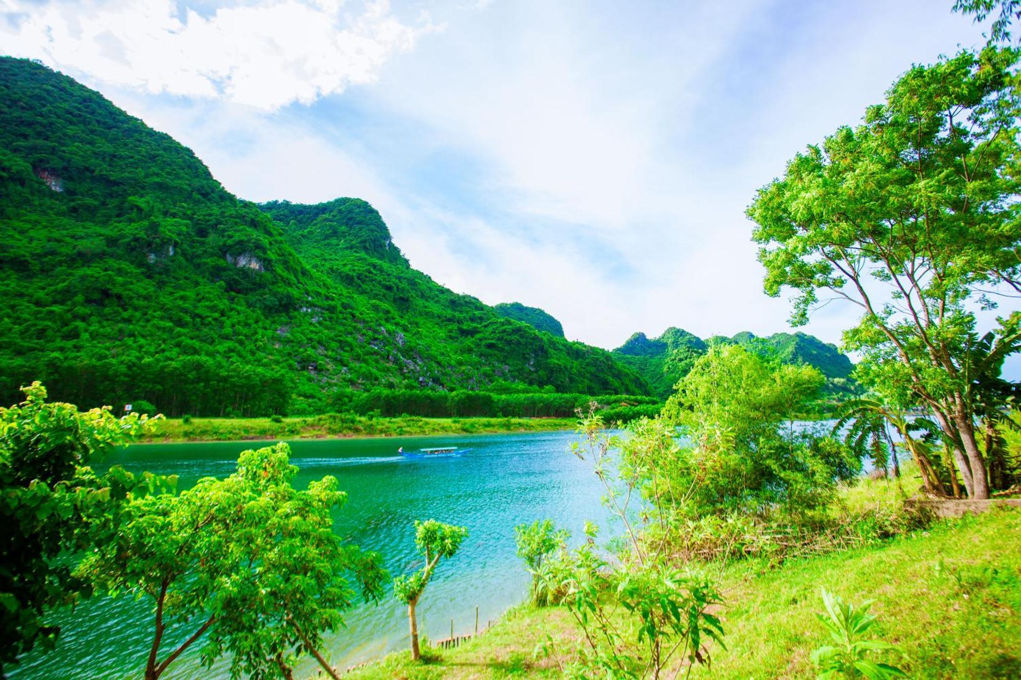 Phong Nha A Little Leaf Homestay Exterior photo