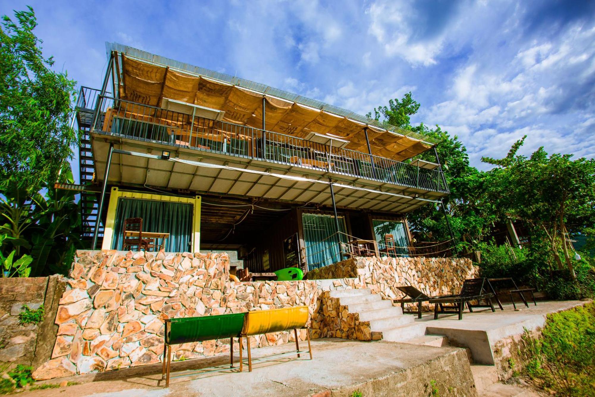 Phong Nha A Little Leaf Homestay Exterior photo